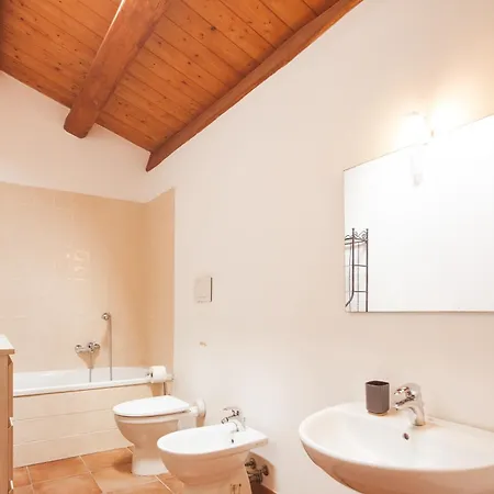 Casa Sulis Apartment *